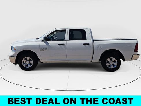 Used 2022 RAM 1500 Classic SLT w/ Electronics Group AWD/4WD image 6