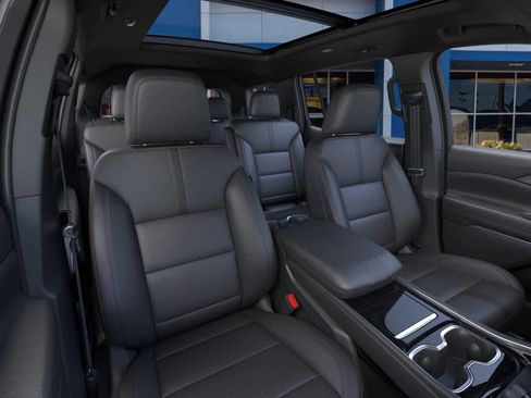 New 2026 Chevrolet Traverse High Country FWD image 16