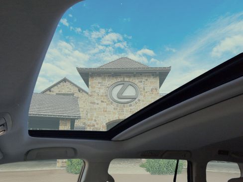 Used 2015 Lexus GX 460 image 20