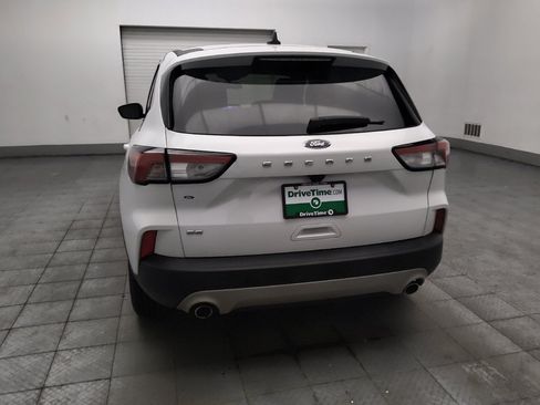 Used 2022 Ford Escape SE FWD image 6
