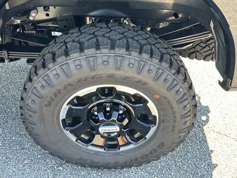 New 2025 Ford F250 Lariat w/ Lariat Ultimate Package image 8