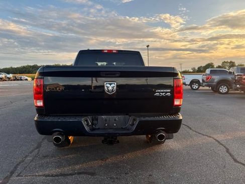 Used 2014 RAM 1500 Express AWD/4WD image 11