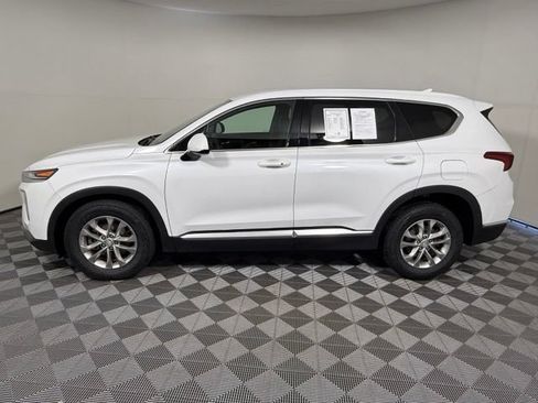 Used 2019 Hyundai Santa Fe SEL FWD image 3