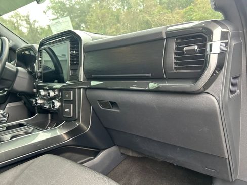 Used 2022 Ford F150 XLT w/ Equipment Group 302A High image 15