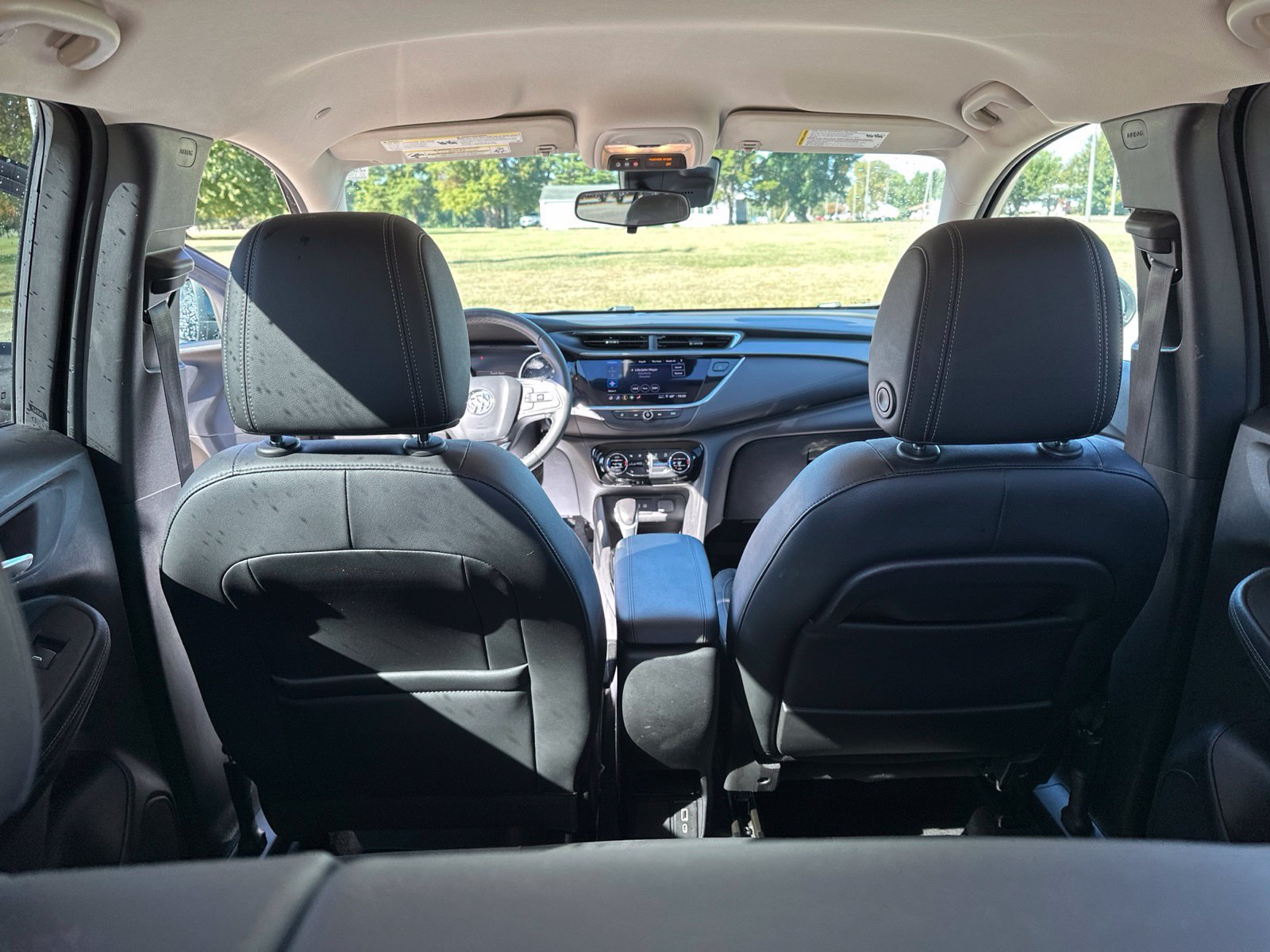 Used 2022 Buick Encore GX Select w/ Sport Touring Package FWD image 26