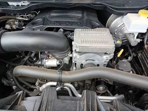 Used 2024 RAM 1500 Laramie AWD/4WD image 59