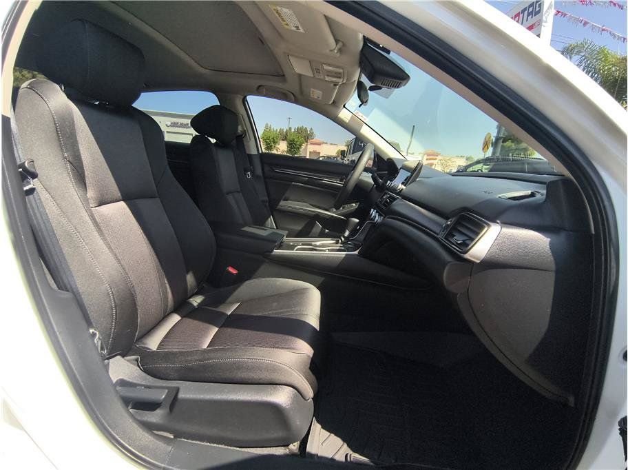 Used 2020 Honda Accord EX image 14