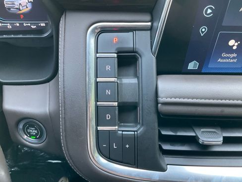 Used 2022 Chevrolet Suburban LT w/ Max Trailering Package AWD/4WD image 22