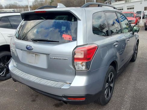 Used 2018 Subaru Forester 2.5i Limited w/ Popular Package #2 image 9