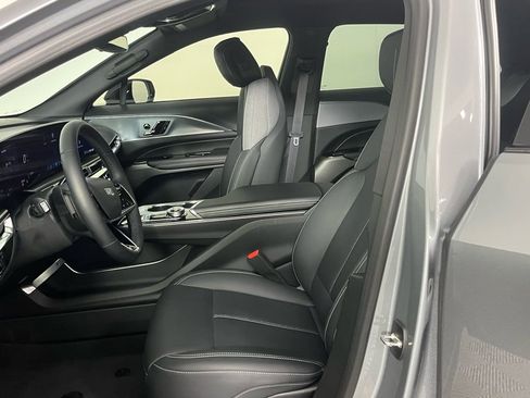 Used 2024 Cadillac Lyriq Tech w/ Driver Assist Package image 23