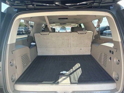 Used 2016 Chevrolet Suburban LT AWD/4WD image 5
