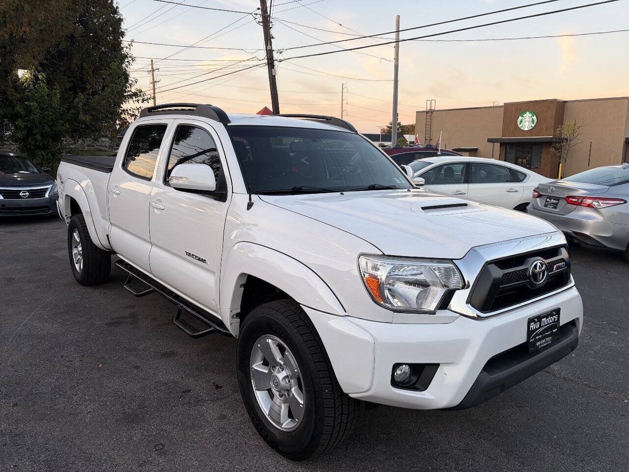 Used 2012 Toyota Tacoma 4x4 Double Cab w/ TRD Sport Pkg image 2