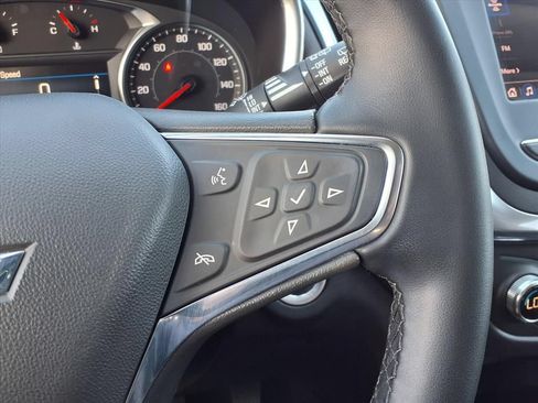 Used 2024 Chevrolet Equinox LT FWD image 16