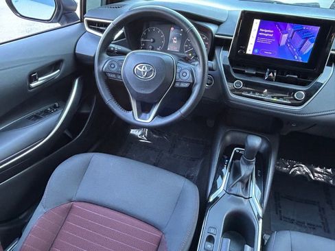 Used 2023 Toyota Corolla SE w/ SE Premium Package image 7
