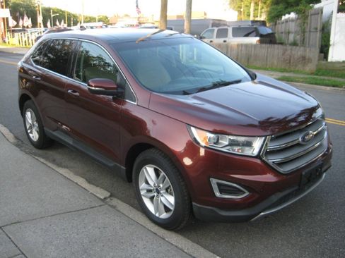 Used 2015 Ford Edge SEL w/ Equipment Group 201A AWD/4WD image 3
