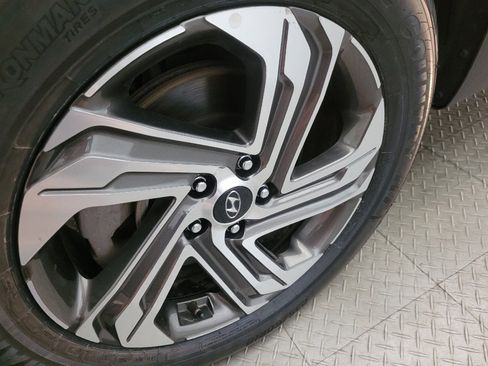 Used 2023 Hyundai Santa Fe SEL image 31