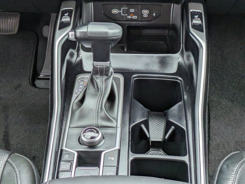 Certified 2024 Kia Sorento S w/ Panoramic Sunroof Package FWD image 16