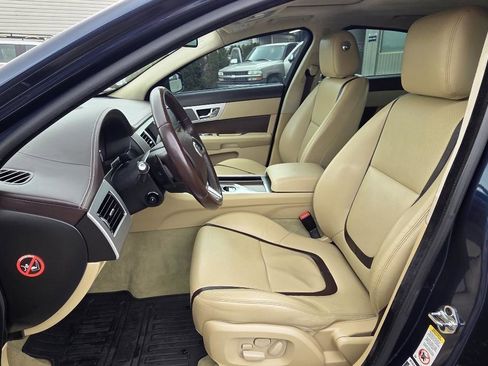 Used 2013 Jaguar XF 3.0 image 13