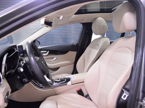 Used 2018 Mercedes-Benz C 300 C 300 image 7