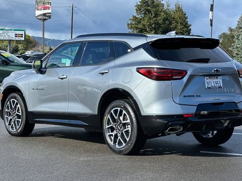 Used 2025 Chevrolet Blazer RS image 6