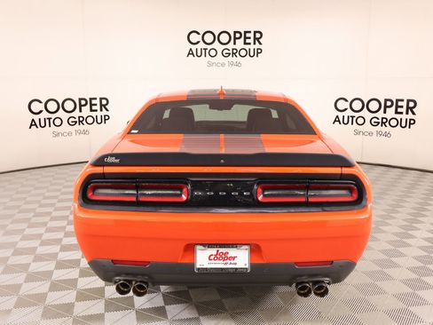 Used 2018 Dodge Challenger SXT Plus RWD image 21