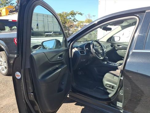 Used 2019 Chevrolet Equinox LT image 4