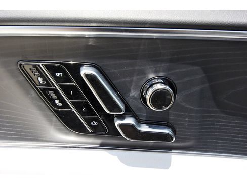 New 2026 Cadillac Lyriq Luxury AWD/4WD image 22