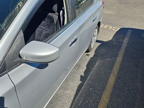 Used 2014 Nissan Sentra SV image 17