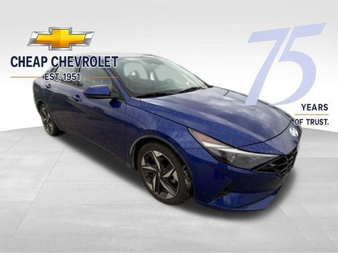 Used 2023 Hyundai Elantra SEL w/ Convenience Package FWD image 8