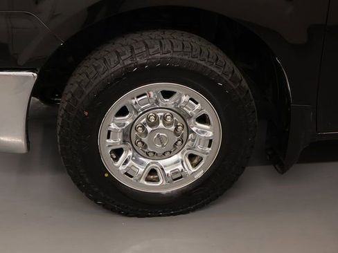 Used 2017 Nissan NV 3500 SL image 7