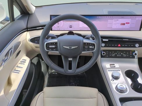 New 2026 Genesis GV70 2.5T Advanced AWD/4WD image 24