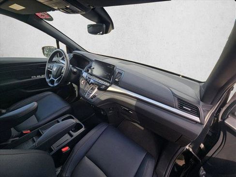 Used 2025 Honda Odyssey Sport-L image 21
