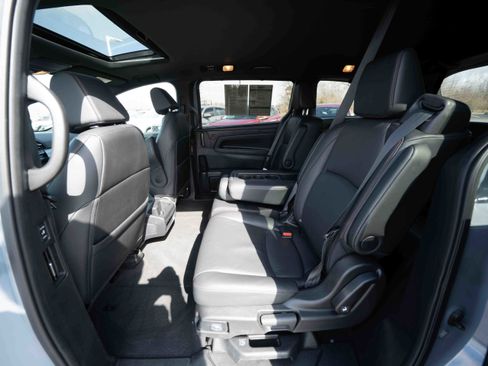 Used 2025 Honda Odyssey Sport-L image 23