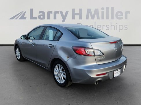 Used 2012 MAZDA MAZDA3 i Touring image 4