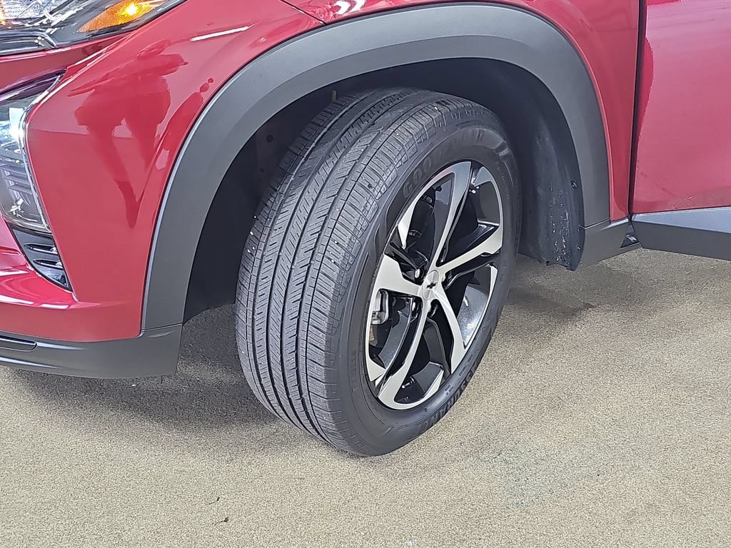 Certified 2024 Chevrolet Trax RS FWD image 36