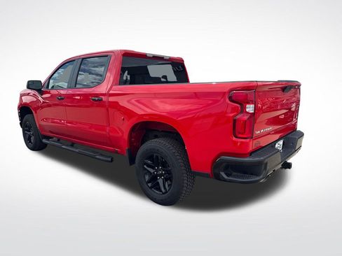 Used 2019 Chevrolet Silverado 1500 LT Trail Boss AWD/4WD image 3