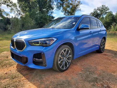 Used 2020 BMW X1 sDrive28i w/ Premium Package image 2
