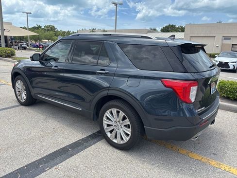 Used 2023 Ford Explorer Limited w/ Equipment Group 301A RWD image 10