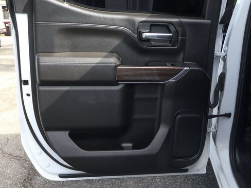Used 2022 Chevrolet Silverado 1500 LT Trail Boss w/ Bed Protection Package AWD/4WD image 45