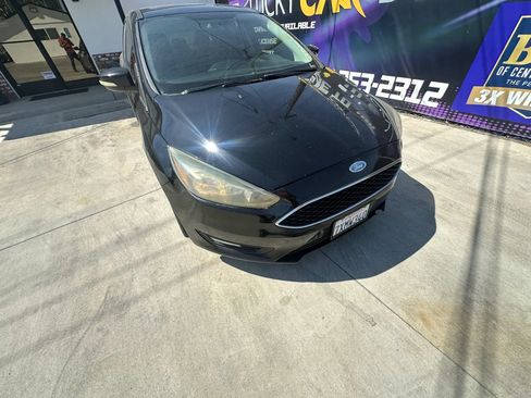 Used 2016 Ford Focus SE w/ Equipment Group 201A FWD image 20