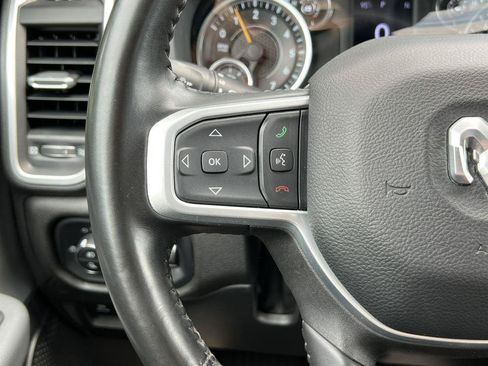 Used 2022 RAM 1500 Big Horn AWD/4WD image 18