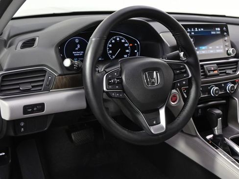 Used 2018 Honda Accord EX-L image 11