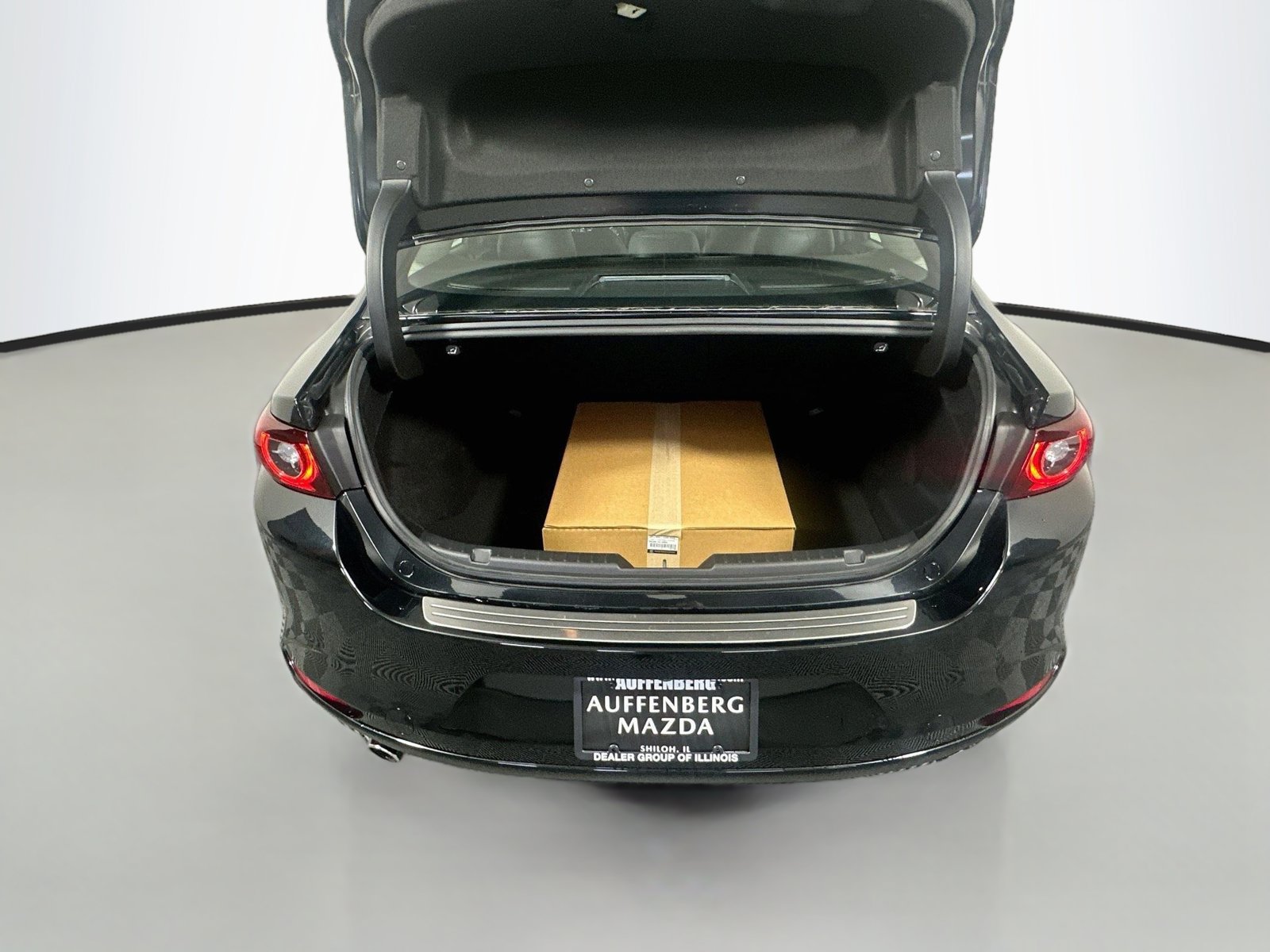 New 2026 MAZDA MAZDA3 2.5 S Sedan w/ Preferred Pkg FWD image 26