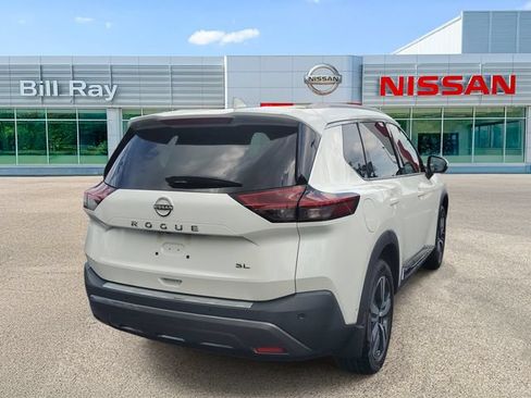 Certified 2023 Nissan Rogue SL w/ SL Premium Package FWD image 4