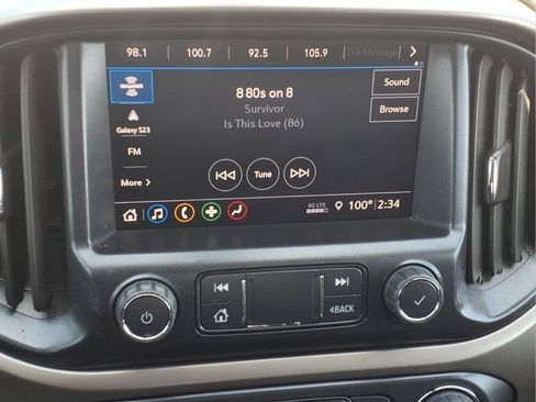 Used 2022 Chevrolet Colorado Z71 AWD/4WD image 19