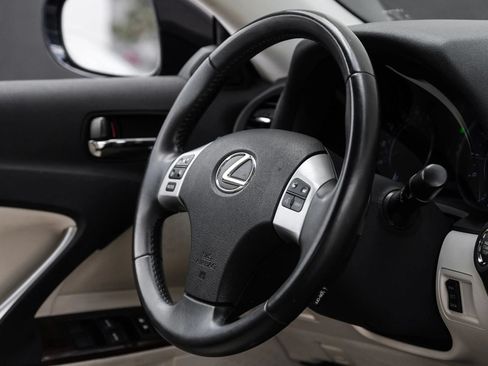 Used 2015 Lexus IS 350C w/ Navigation System Package RWD image 18