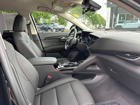 Used 2023 Buick Envision Essence AWD/4WD image 44