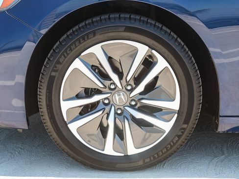 Used 2019 Honda Accord EX-L image 11