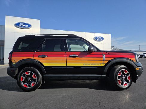 Used 2025 Ford Bronco Sport Free Wheeling w/ Convenience Package AWD/4WD image 15