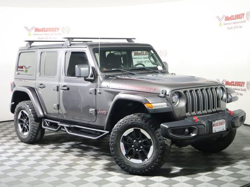 Used 2018 Jeep Wrangler Unlimited Rubicon w/ LED Lighting Group AWD/4WD image 2